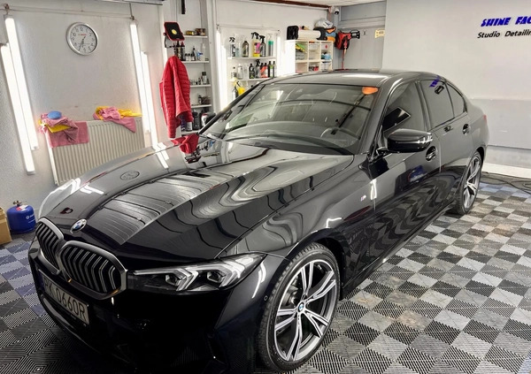 BMW Seria 3 cena 191500 przebieg: 9985, rok produkcji 2022 z Kalisz małe 301